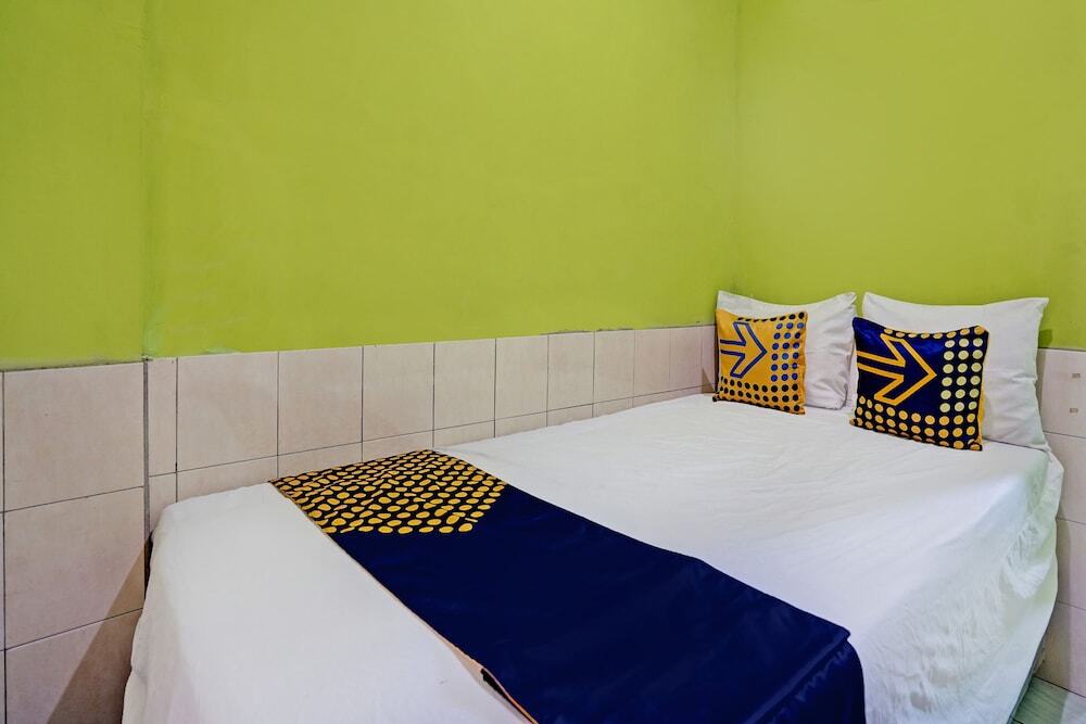 Сурабая: OYO Life 92653 Homestay Griya Nautika Syariah