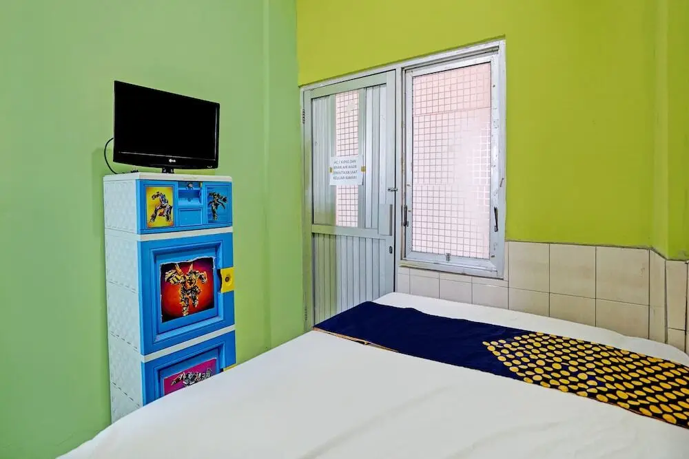 Сурабая: OYO Life 92653 Homestay Griya Nautika Syariah