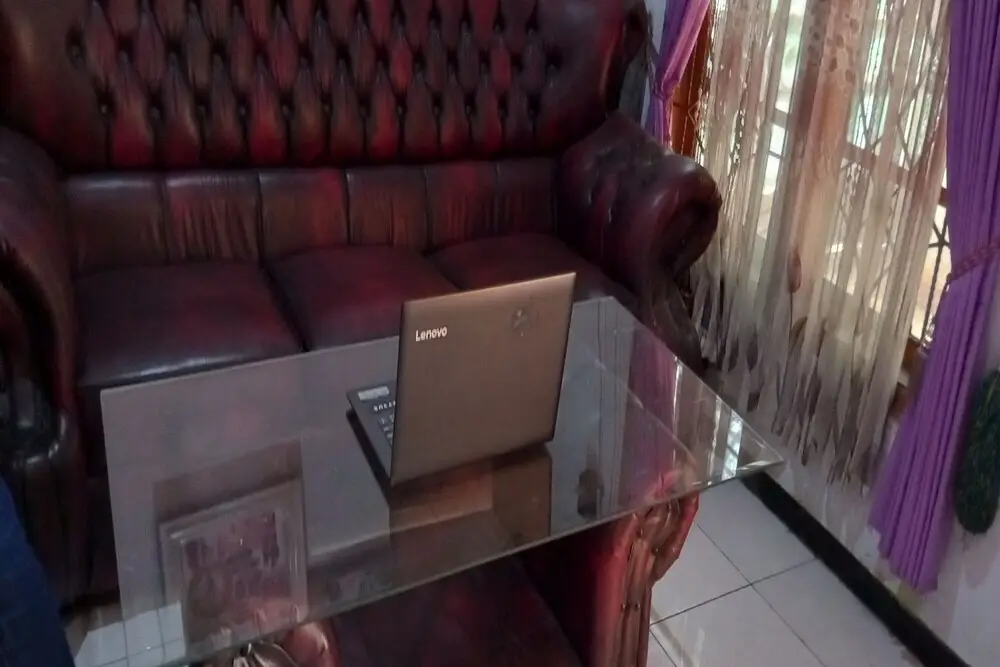Маланг: SPOT ON 92743 Kost Elisabeth Syariah