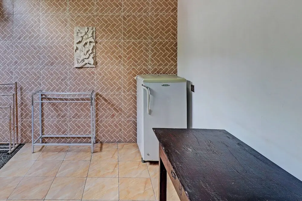 Керобокан: OYO 92752 882 Guest House