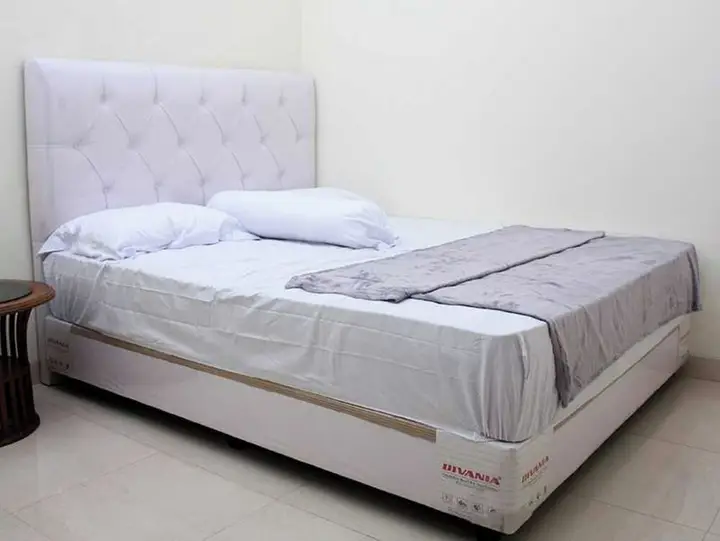 Джокьякарта: EXPRESS O 92106 Nayus Homestay Syariah