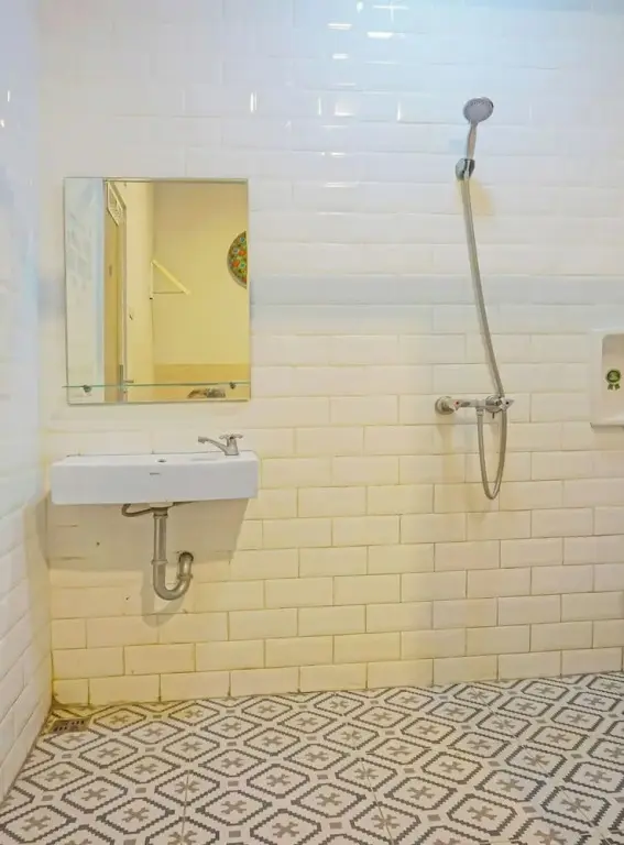 Южный Тангеранг: OYO 92216 Elite Residence Near UIN TOS