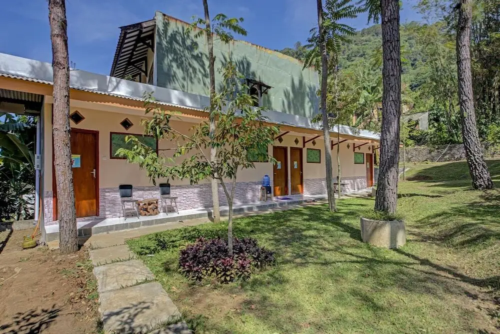 Травас: OYO 3208 Villa Inn App Trawas Bintaro Syariah
