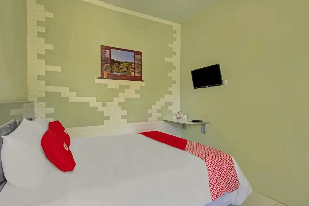 Травас: OYO 3208 Villa Inn App Trawas Bintaro Syariah