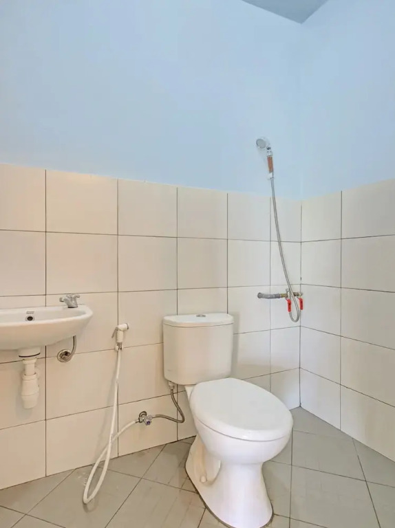 Травас: OYO 3208 Villa Inn App Trawas Bintaro Syariah