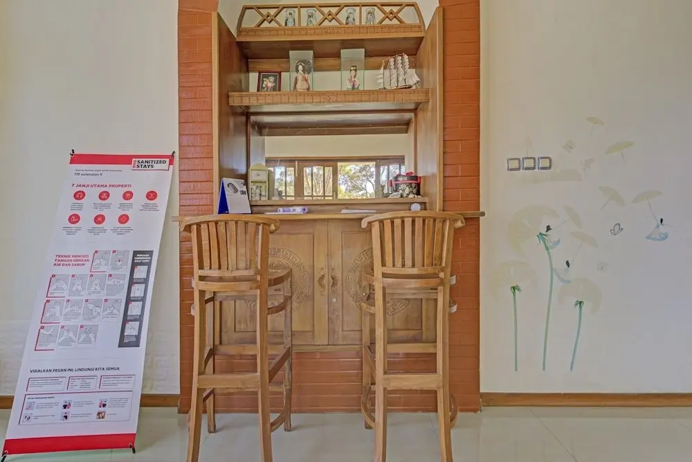 Травас: OYO 3208 Villa Inn App Trawas Bintaro Syariah
