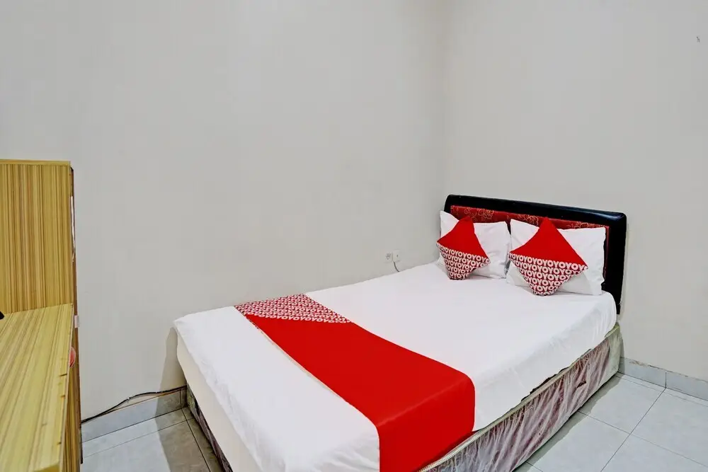 Тулунгагунг: OYO 92190 Arya Guest House