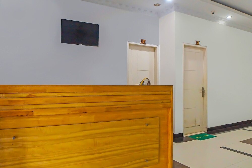 Медан: OYO 99 Residence
