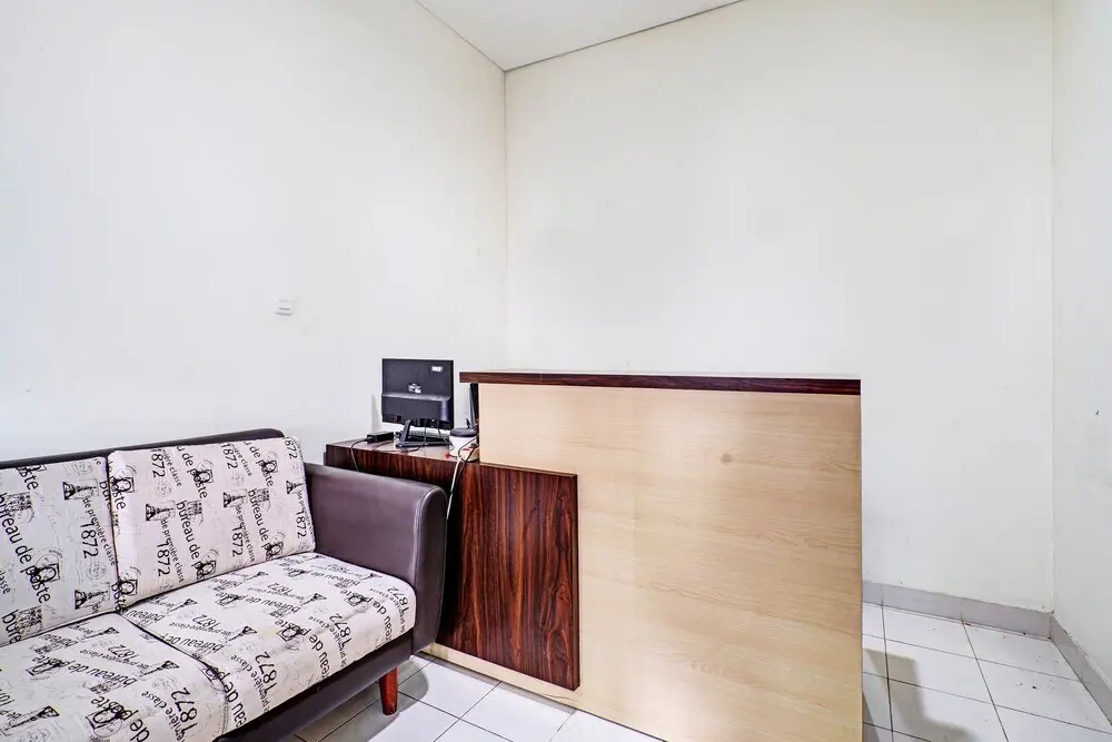 Сумеданг: Capital O 92525 Easton Park Apartment Jatinangor By Yunus