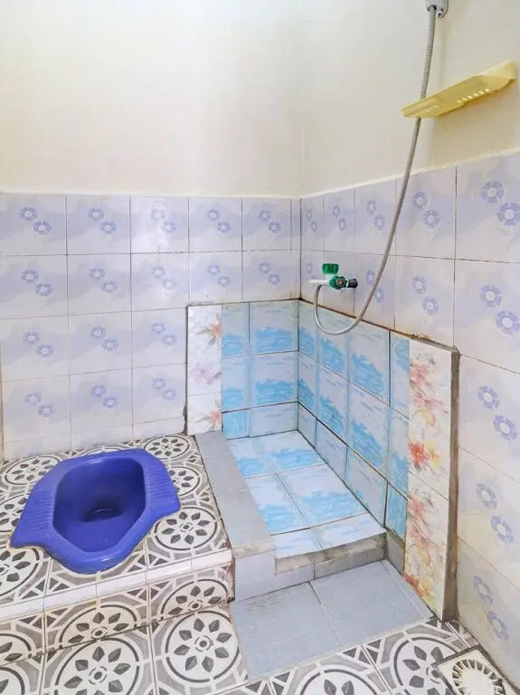 Джамби: OYO 92056 Asri Kost Syariah