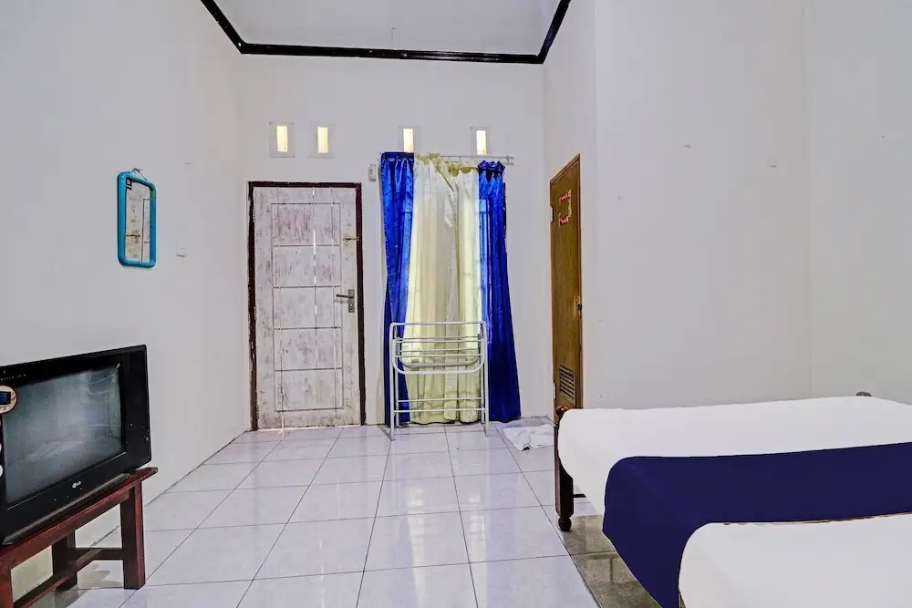 Джамби: OYO 92056 Asri Kost Syariah