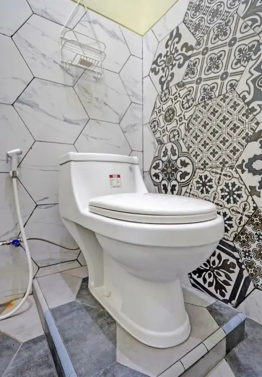 Мадиун: OYO Life 92043 Kost Barokah Syariah Madiun