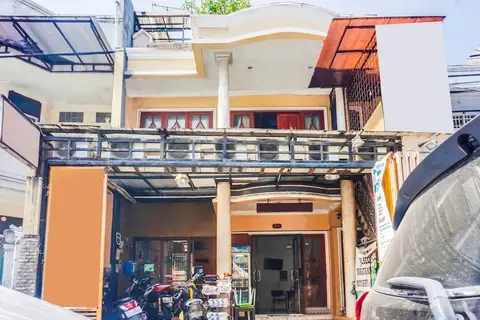 OYO 91754 Wisma Tiqita Syariah Near Pasar Tanah Abang — фото 1