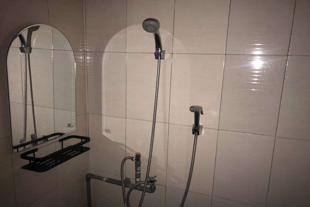 Лабуан-Баджо: OYO 92608 Penginapan Mc Lodge