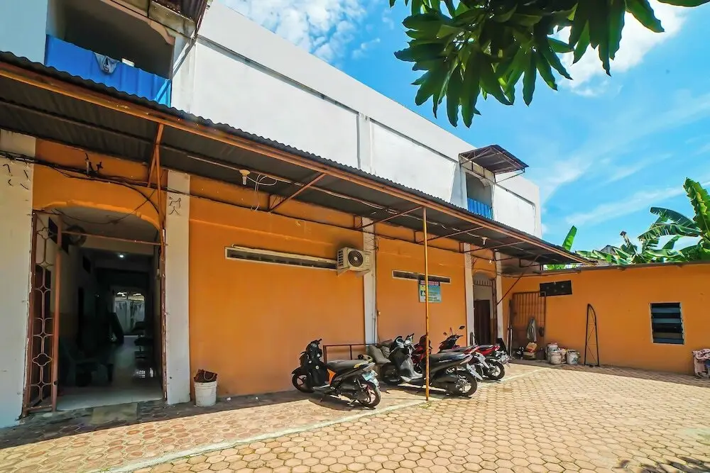 SPOT ON 92600 Mandiri Inn — фото 1
