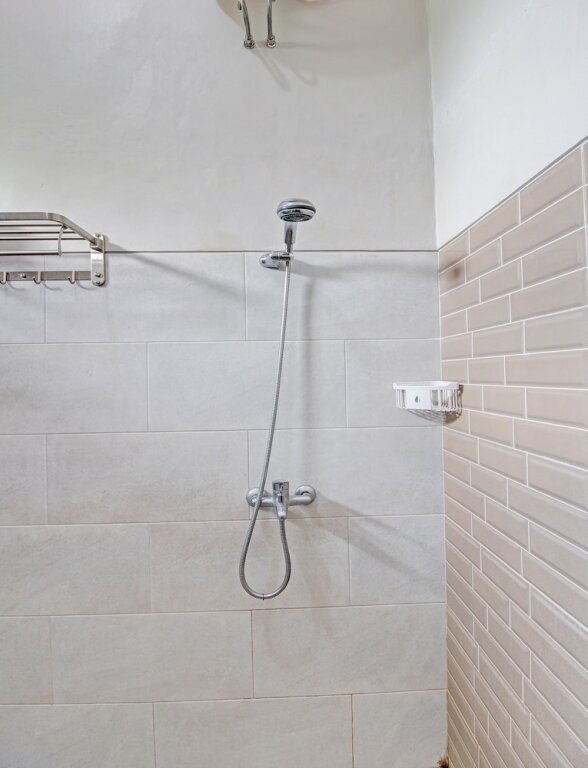 Пурвокерто: Capital O 92250 Hall & Guesthouse Kowapi Syariah