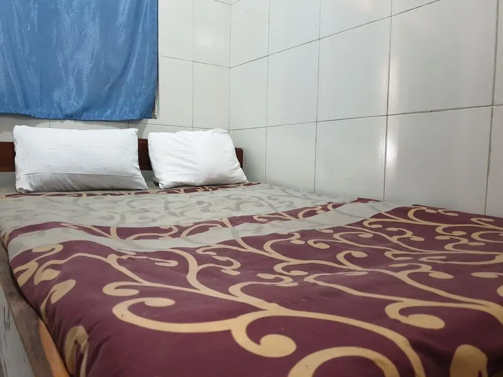 Маланг: OYO Life 92620 Syfa Kost