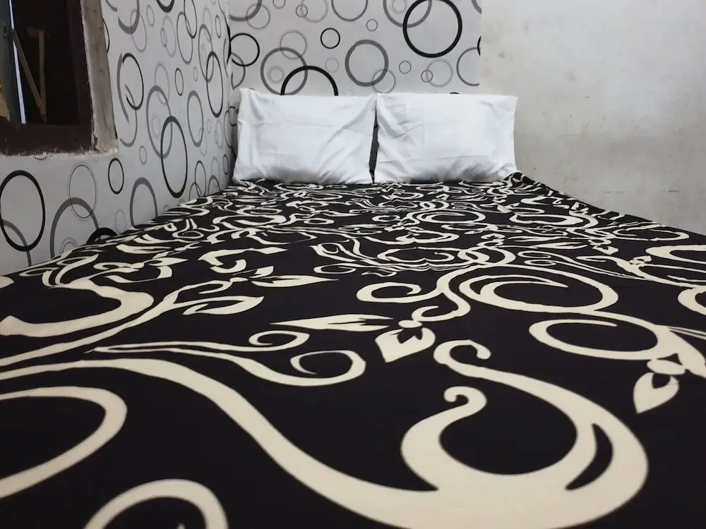 Маланг: OYO Life 92622 Jatiluhur Kost Syariah