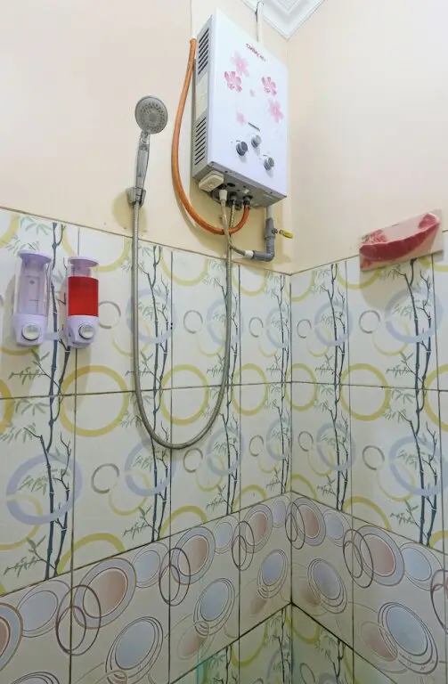Караганьяр: OYO 92533 Harjuna Guest House