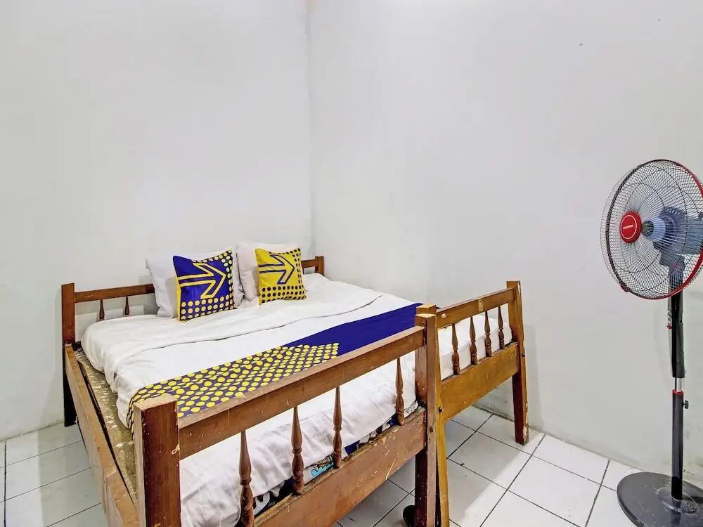 Семаранг: SPOT ON 92539 Luqman Kostel Syariah