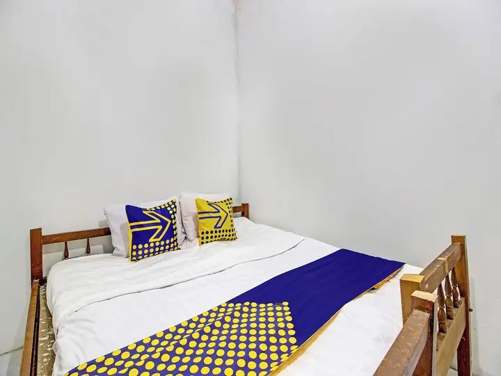 Семаранг: SPOT ON 92539 Luqman Kostel Syariah