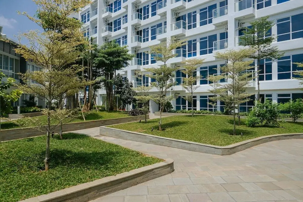 Джакарта: Strategic Location Studio Puri Mansion Apartment