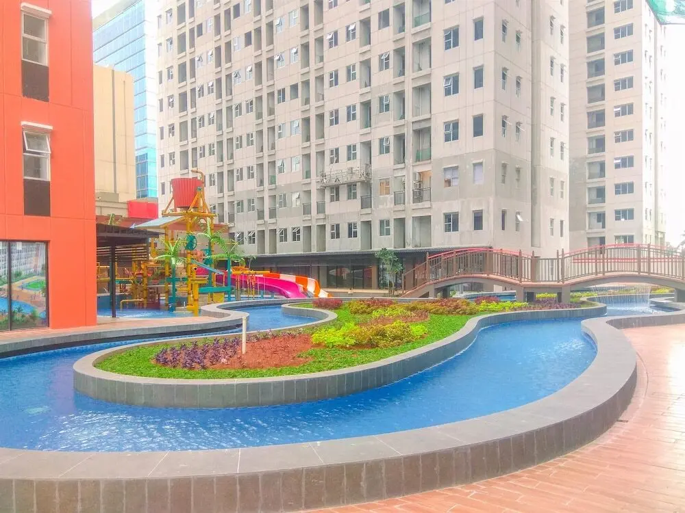 Бекаси: Elegant And Homey Studio Apartment Transpark Juanda Bekasi Timur