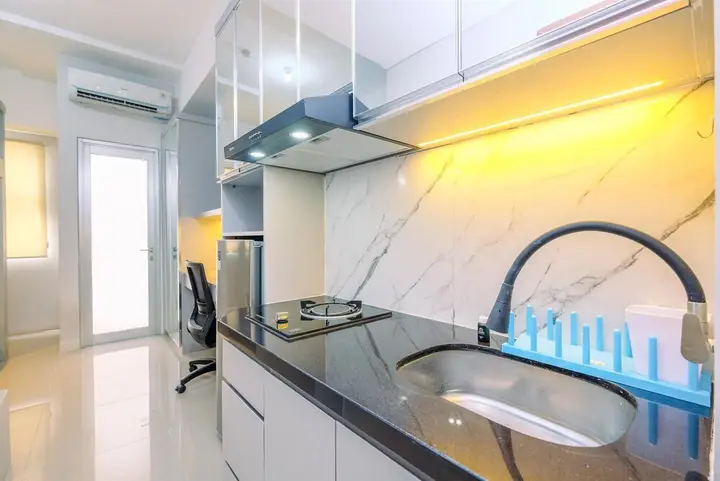 Бекаси: Elegant And Homey Studio Apartment Transpark Juanda Bekasi Timur