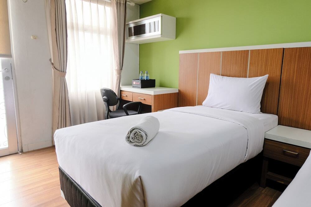 Сумеданг: Best Deal Studio Apartment at Harvard Jatinangor
