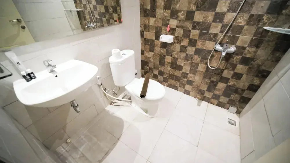 Сурабая: Simple 2Br Connected To Mall At Anderson Supermall Mansion Apartment