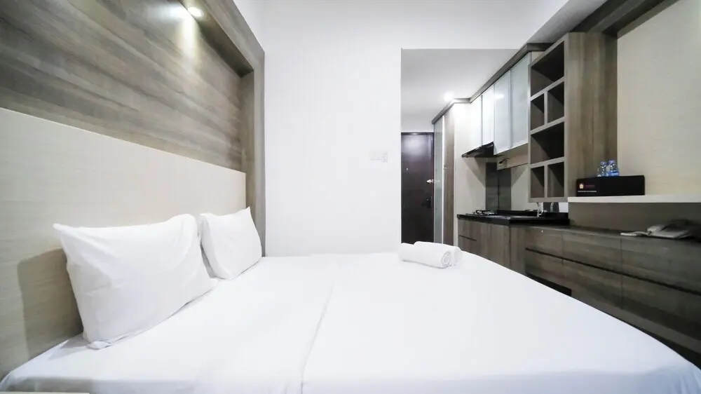 Сурабая: Homey Studio At Tamansari Papilio Apartment