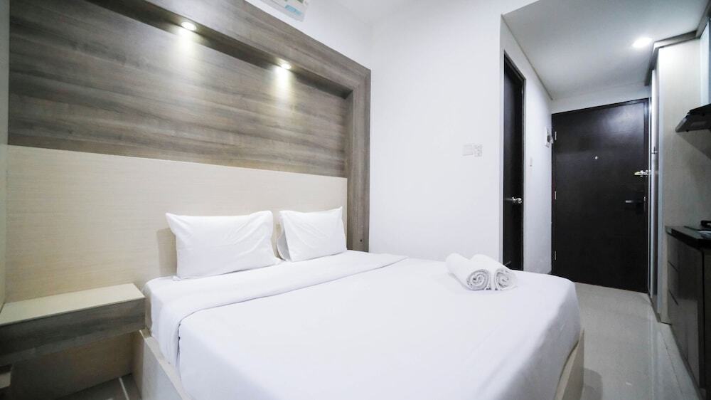 Сурабая: Homey Studio At Tamansari Papilio Apartment