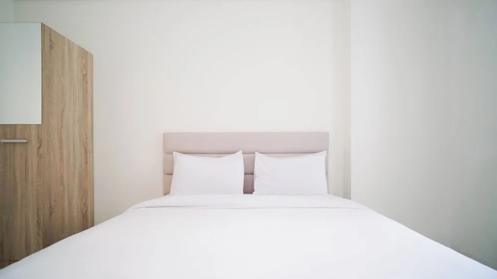 Сурабая: Best Choice And Homey 2Br At Puncak Dharmahusada Apartment