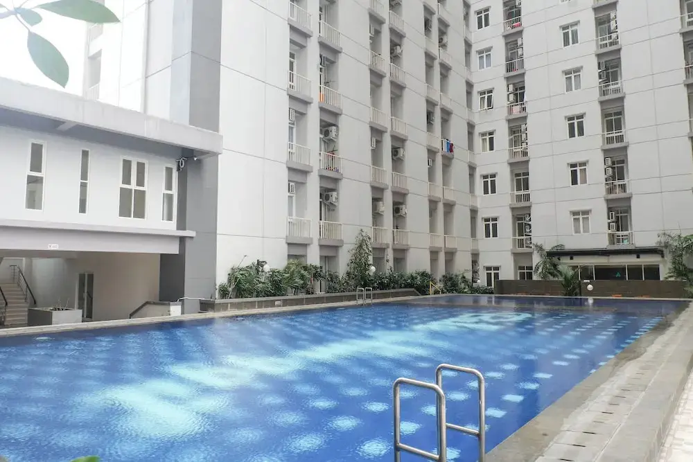 Сурабая: Best Choice And Cozy Studio At Bale Hinggil Apartment