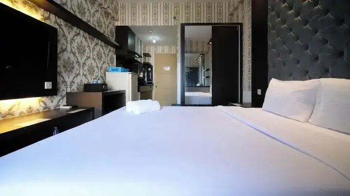 Сурабая: Best Choice And Cozy Studio At Bale Hinggil Apartment