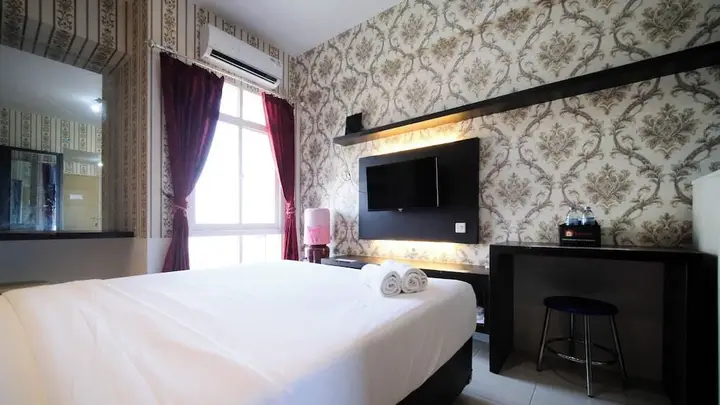 Сурабая: Best Choice And Cozy Studio At Bale Hinggil Apartment