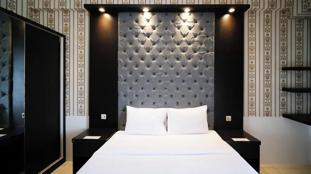 Сурабая: Best Choice And Cozy Studio At Bale Hinggil Apartment