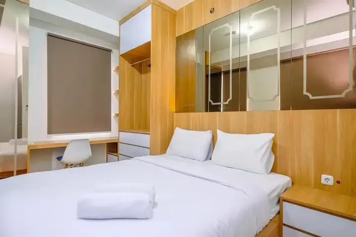 Депок: Great Location And Comfort 2Br Transpark Cibubur Apartment