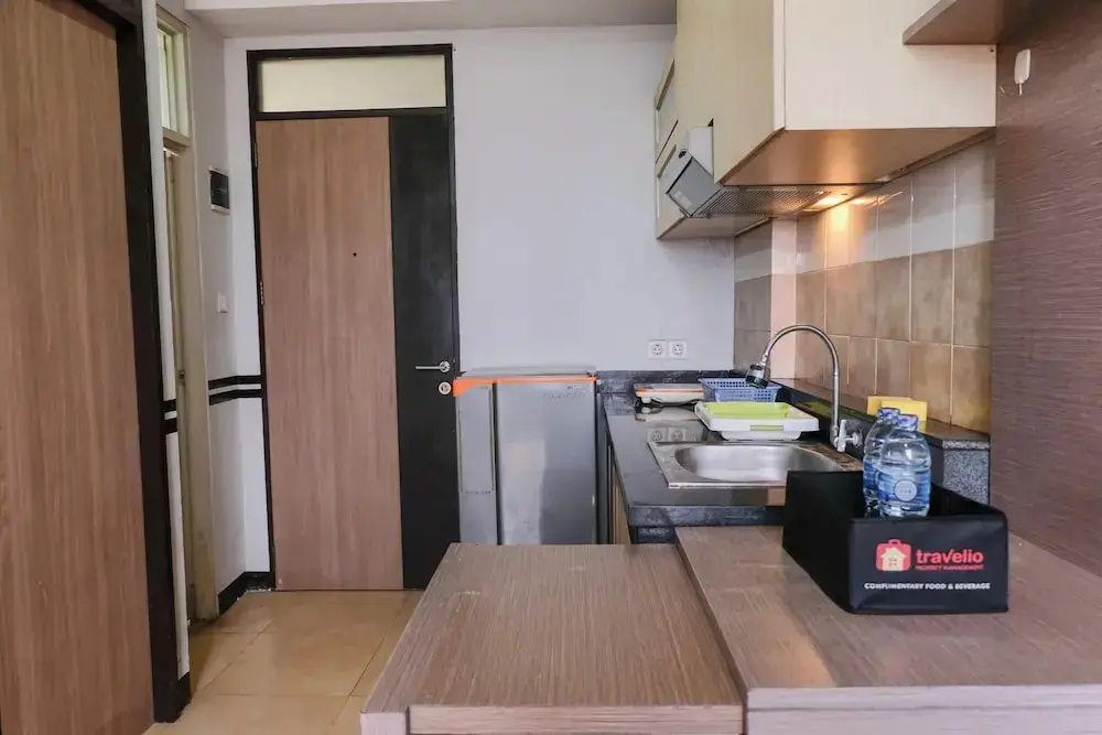 Чимахи: Homey 1Br Apartment At The Edge Bandung