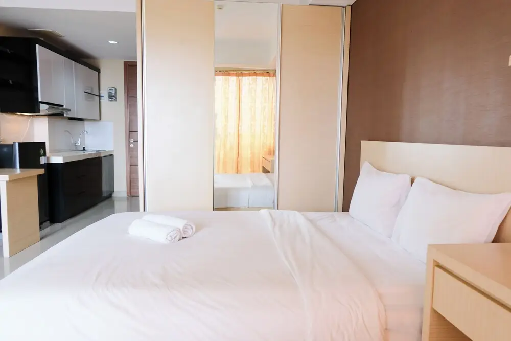 Бандунг: Good Deal Studio Room At Beverly Dago Apartment