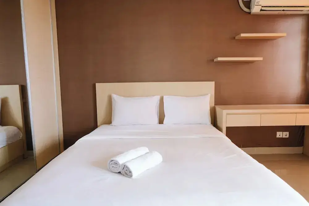 Бандунг: Good Deal Studio Room At Beverly Dago Apartment