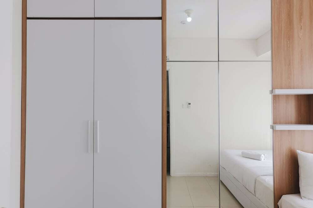 Бандунг: Homey 1Br Apartment With Extra Room At Parahyangan Residence