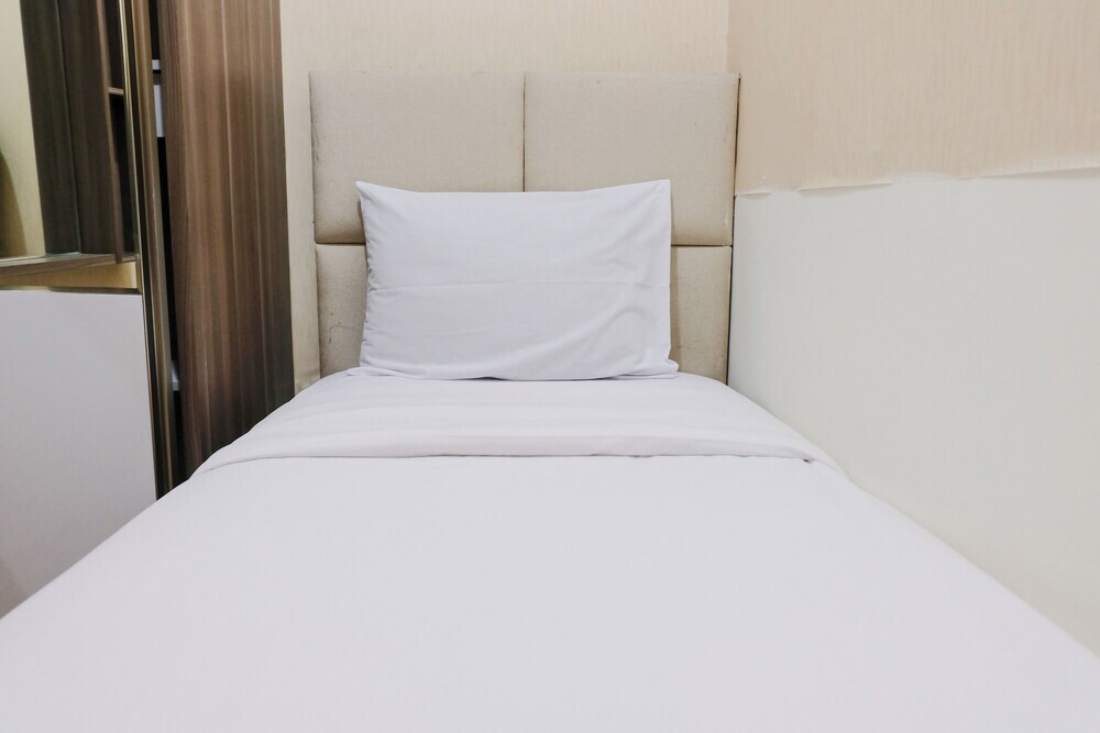 Бандунг: Modern 2Br Room At Tamansari Panoramic Apartment