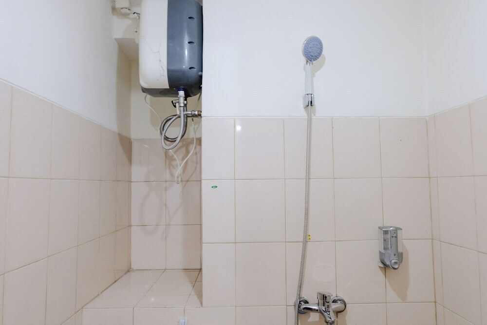 Бандунг: Modern 2Br Room At Tamansari Panoramic Apartment
