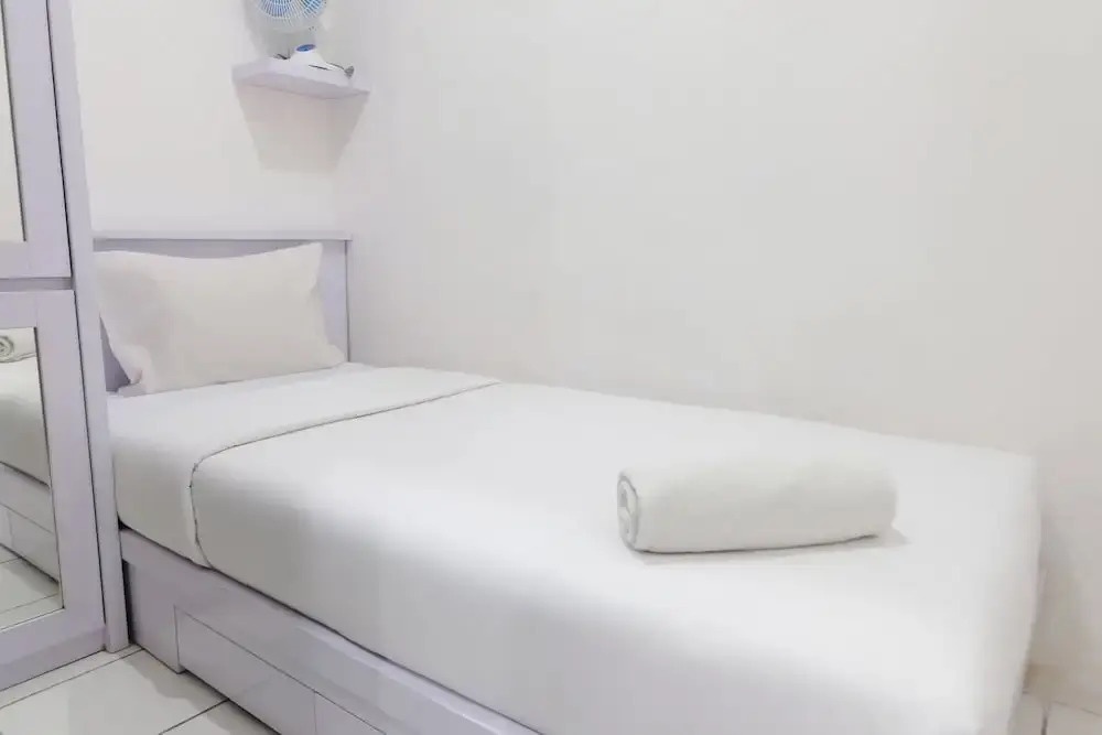 Бандунг: Good Deal And Comfy 2Br At Grand Asia Afrika Apartment