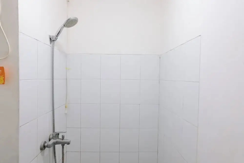 Бандунг: Good Deal And Comfy 2Br At Grand Asia Afrika Apartment