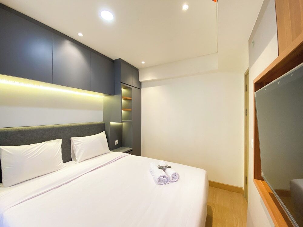 Сибату: Comfortable Designed And Best Deal 2Br At Meikarta Apartment