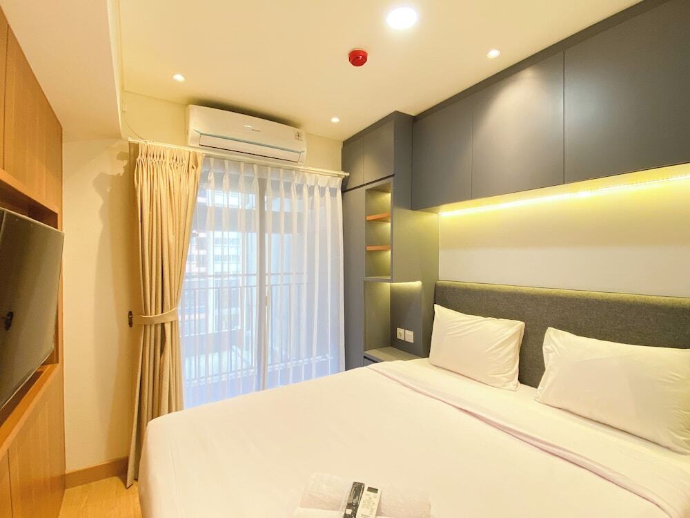 Сибату: Comfortable Designed And Best Deal 2Br At Meikarta Apartment