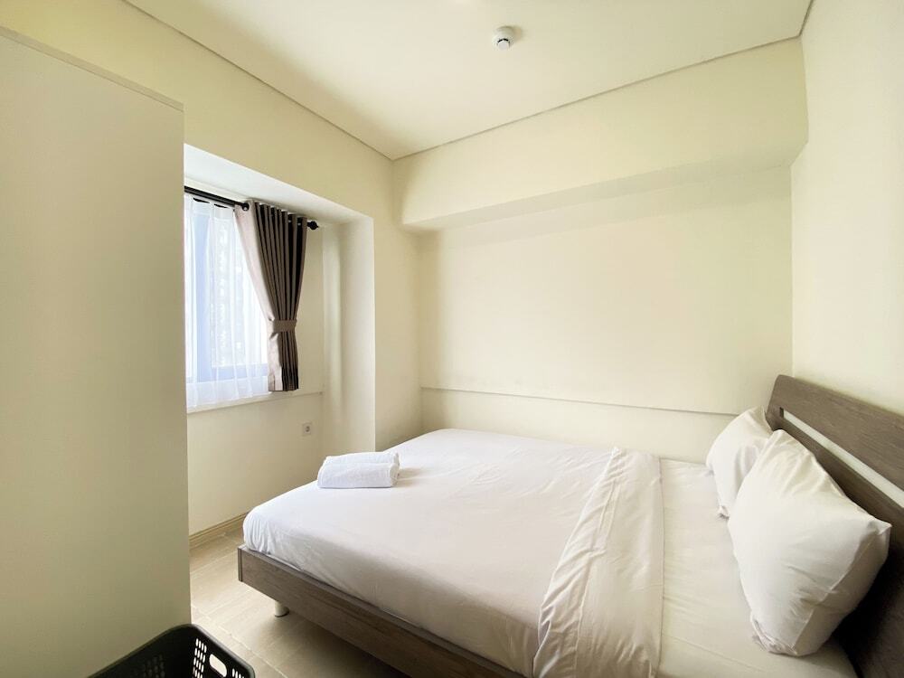 Сибату: Cozy Living And Strategic 2Br At Meikarta Apartment