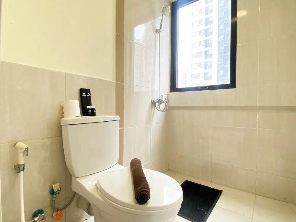 Сибату: Cozy Living And Strategic 2Br At Meikarta Apartment